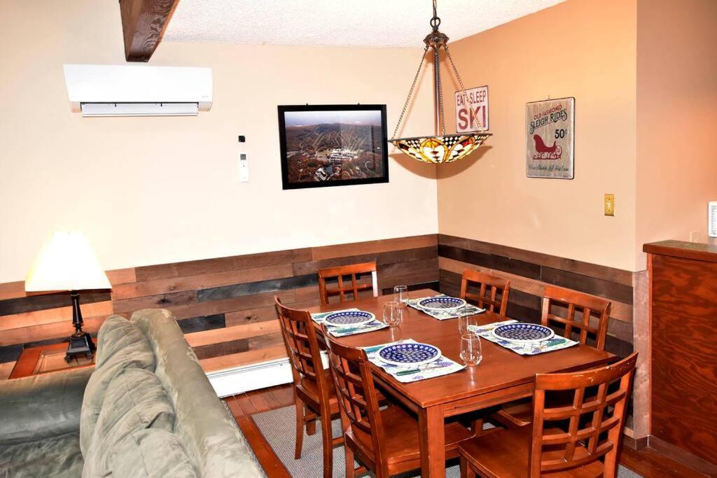3-Bedroom Vacation Home Steps To Camelback Ski Area Ski-In Ski-Out Crescent Lake Extérieur photo
